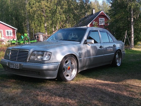 Mercedes-Benz E 500