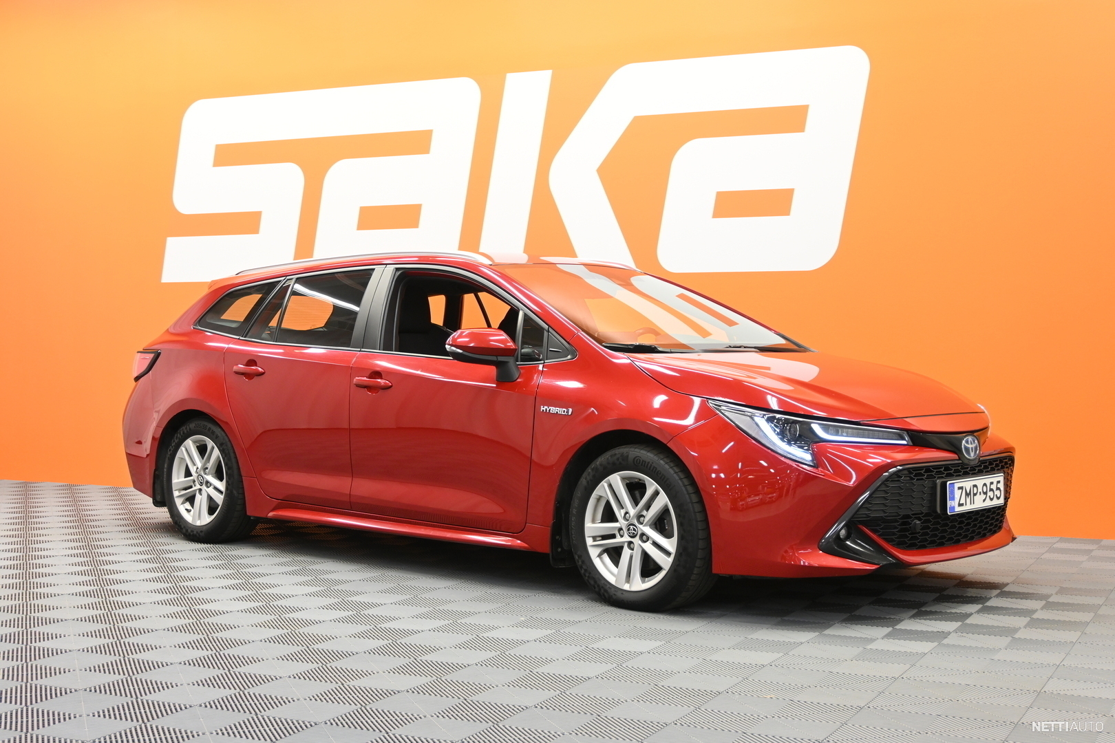 toyota-corolla-touring-sports-2-0-hybrid-active-merkkihuollot-acc