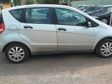 Mercedes-Benz A
