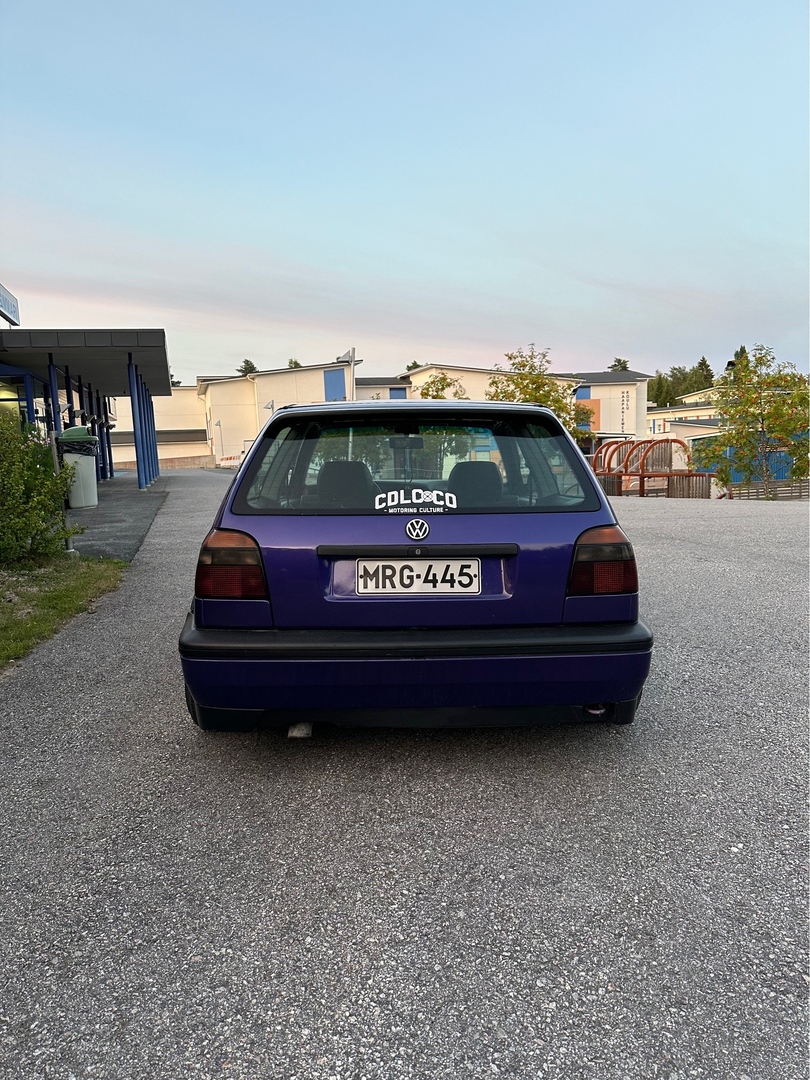 Volkswagen Golf GTD 1993, kuva 3/9