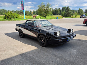 Triumph TR7
