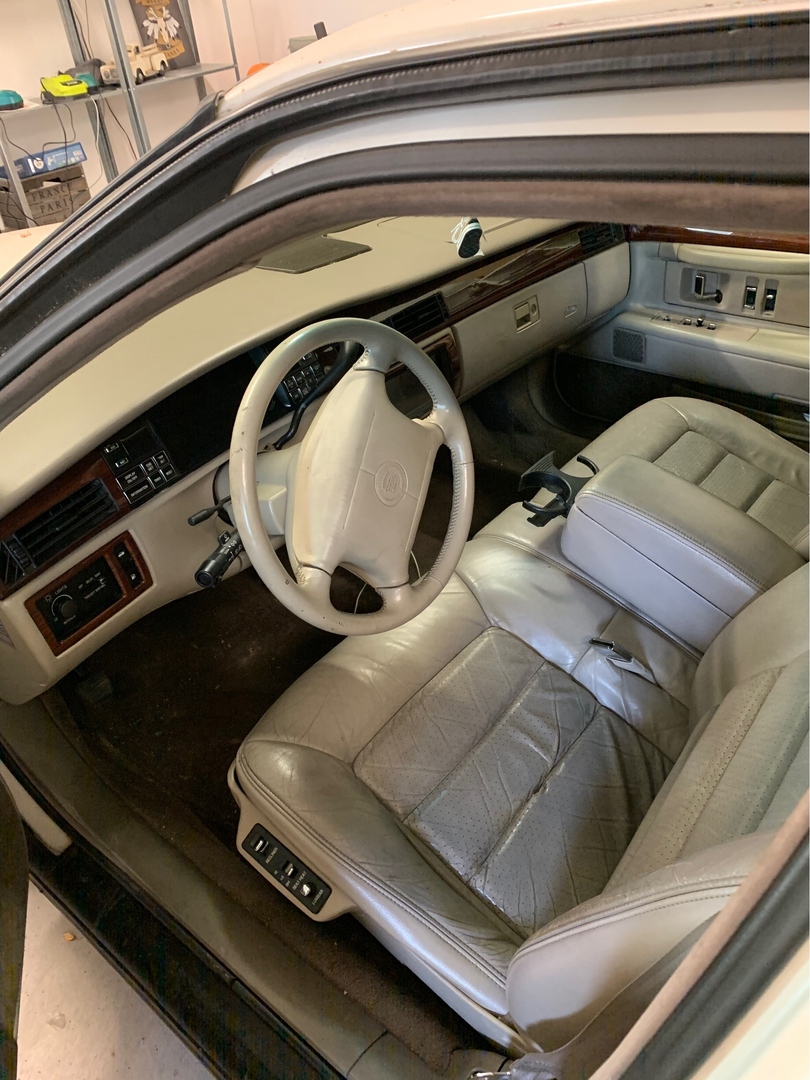 Cadillac De Ville Concours 1995, photo 6/11