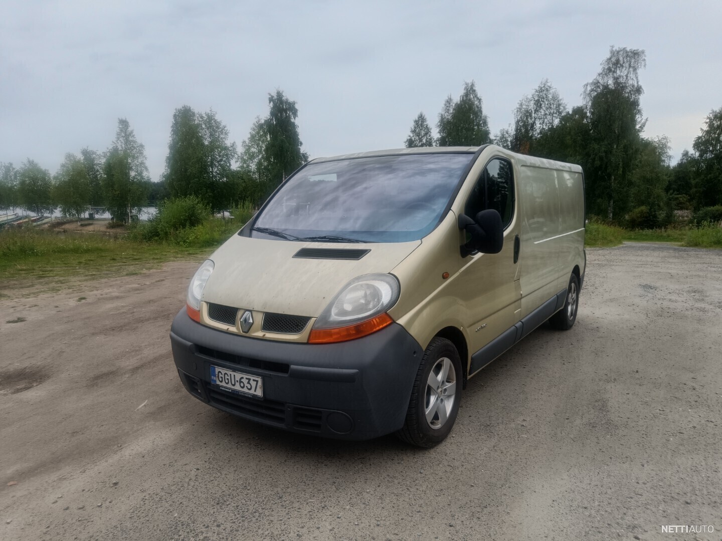 Renault trafic umpi 2 5 dci 140 l2h1 p2 puolipitk puolikorkea 2006