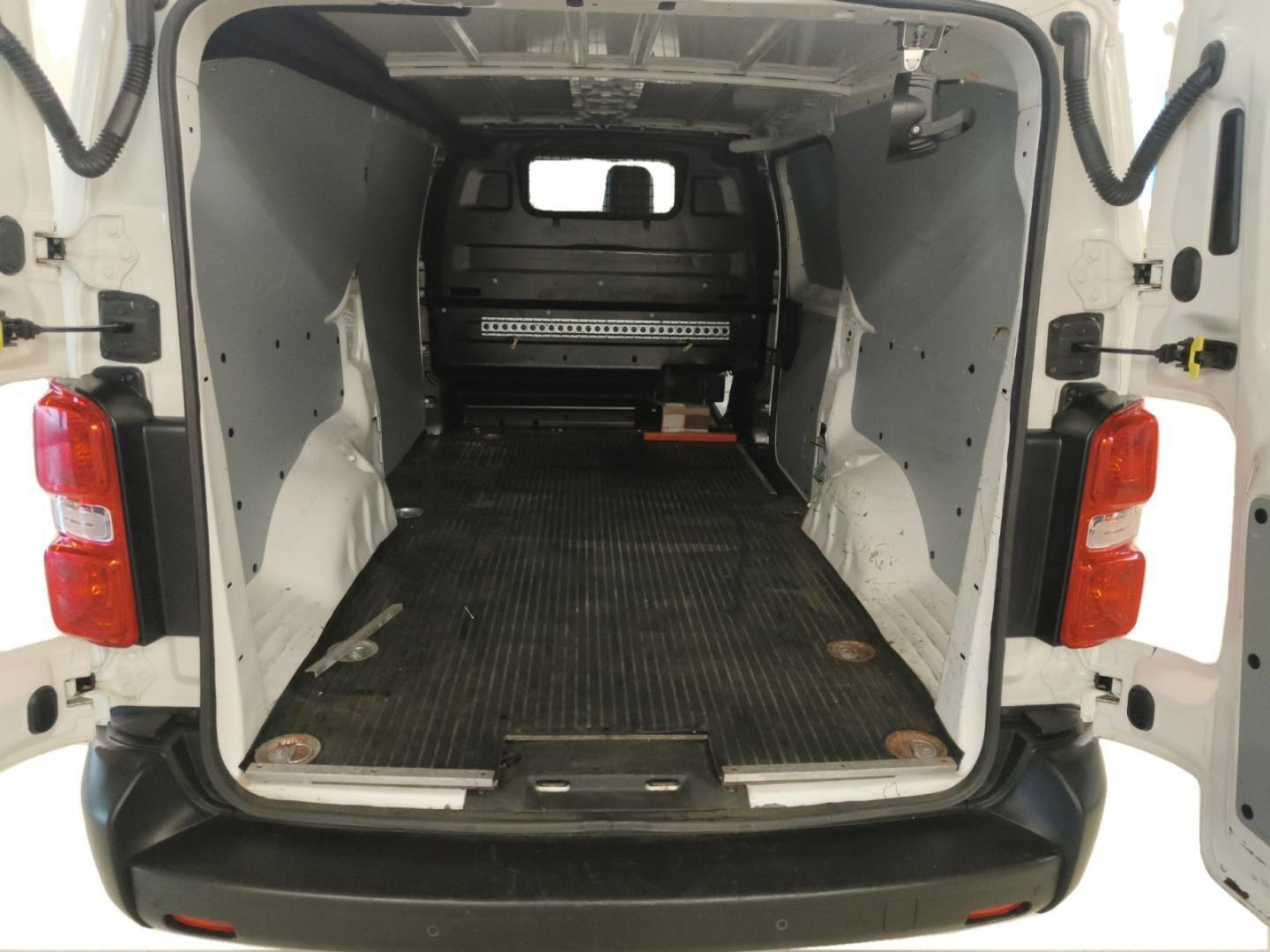 Toyota Proace 2019, photo 6/18