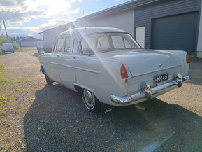 Ford Consul