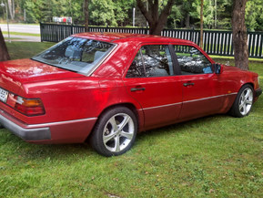 Mercedes-Benz 200