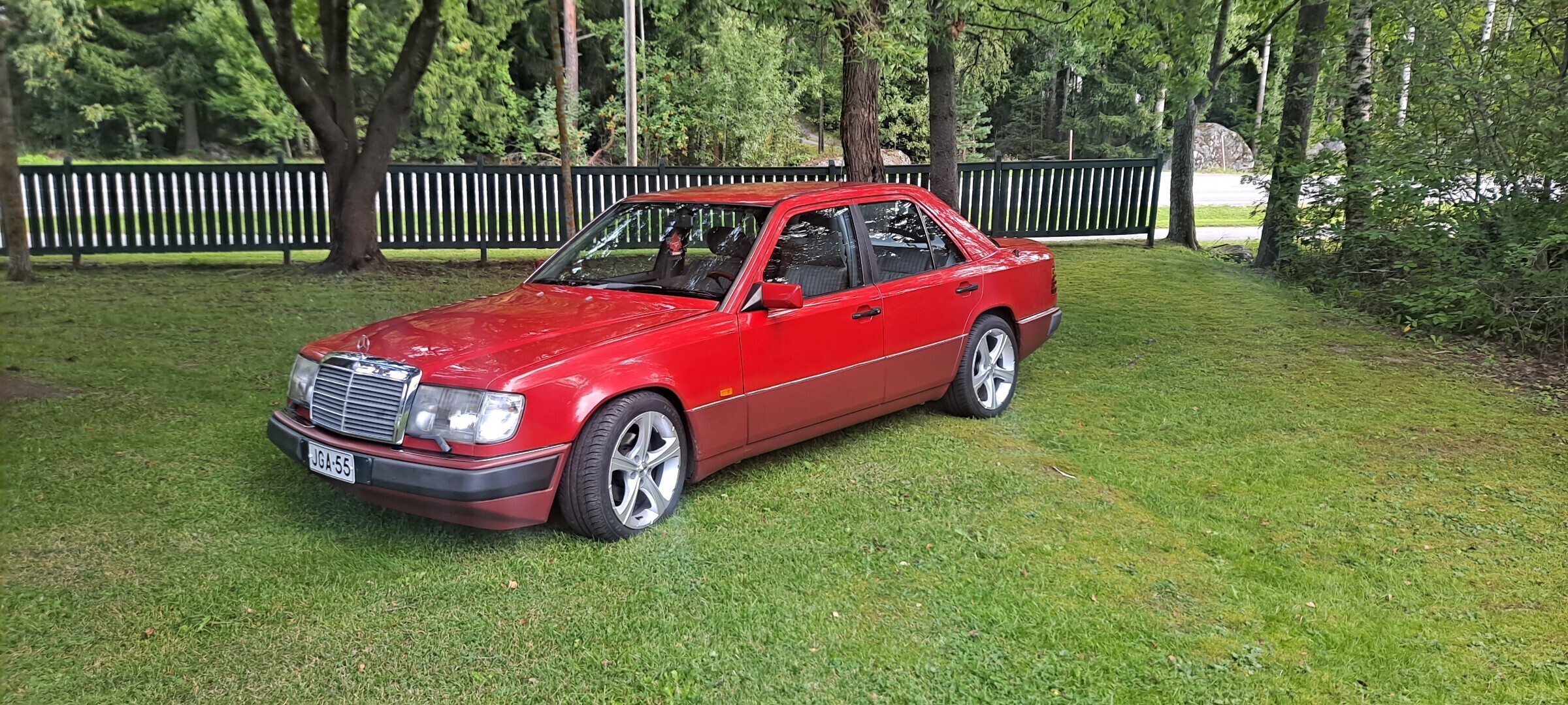 Mercedes-Benz 200 200e 1990, kuva 2/9