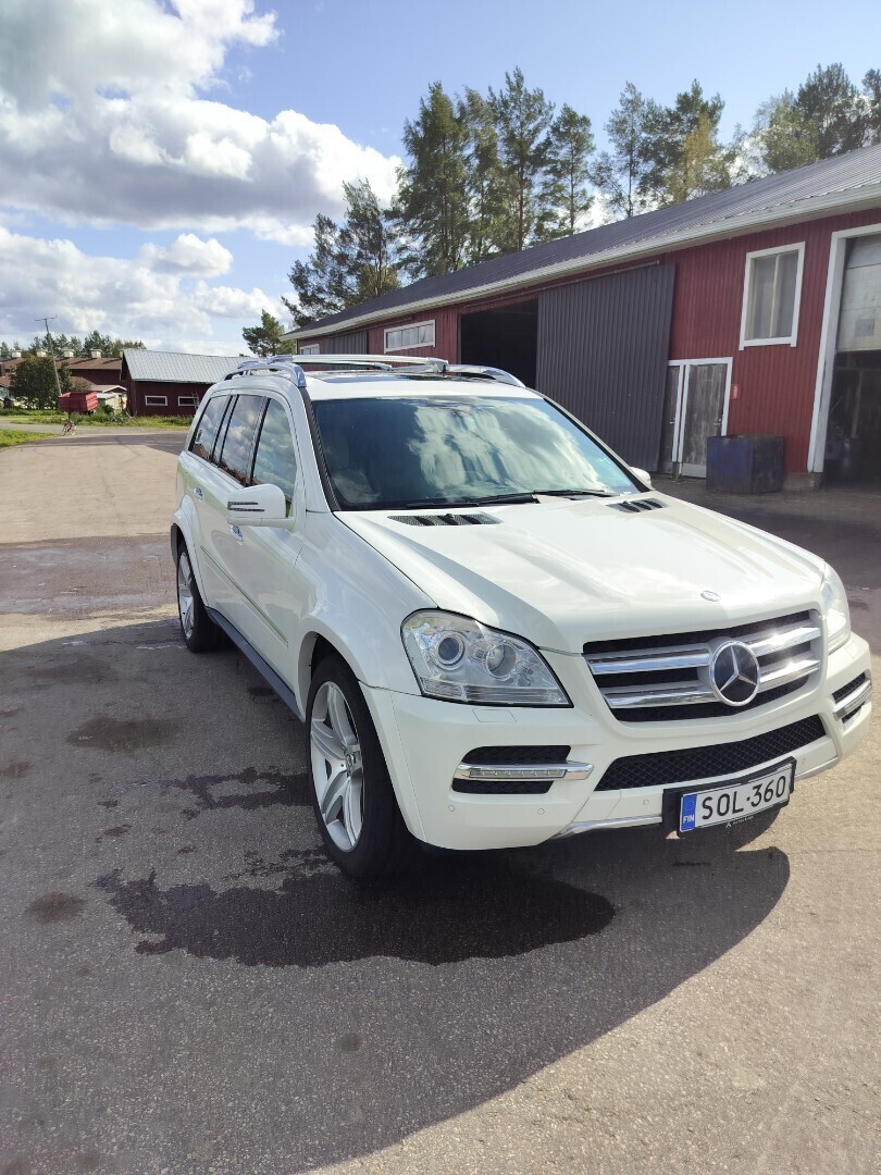 Mercedes-Benz GL 450CDI 2010, photo 5/12