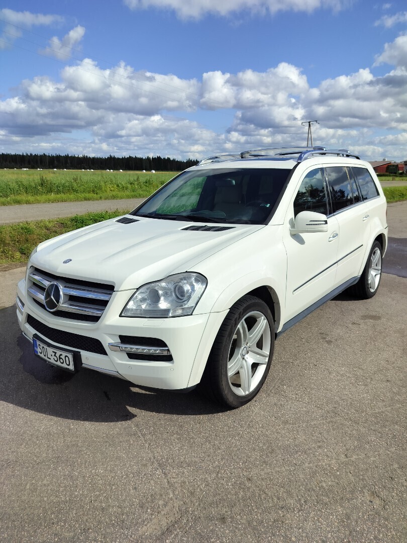 Mercedes-Benz GL 450CDI 2010, photo 4/12