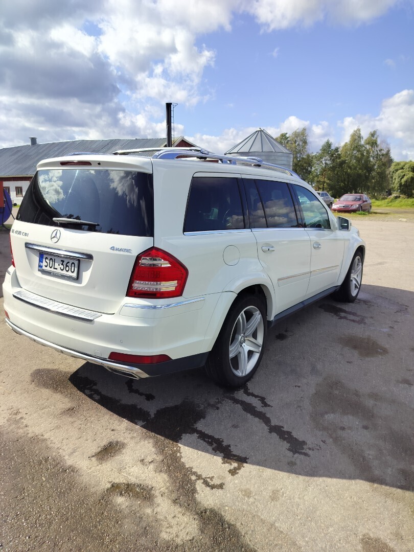 Mercedes-Benz GL 450CDI 2010, photo 3/12