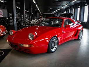 Porsche 928