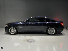 BMW 740