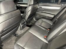 BMW 740