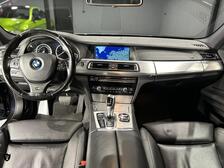 BMW 740