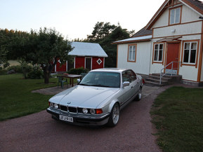 BMW 730