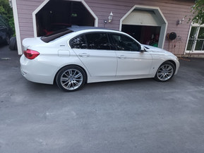 BMW 330