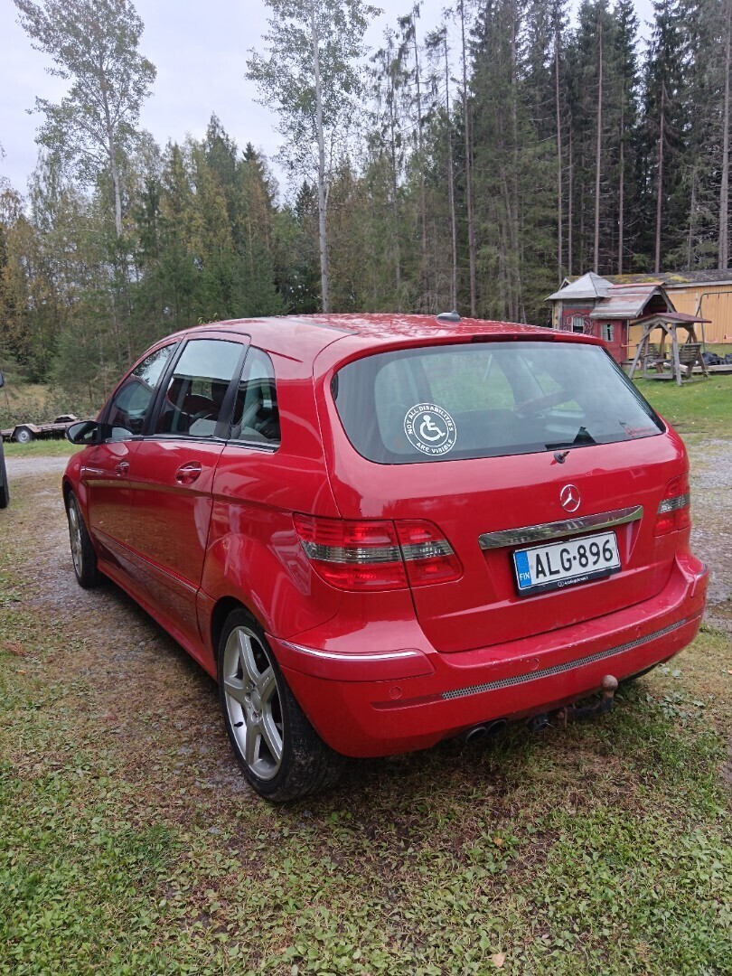 Mercedes-Benz B 2005, kuva 7/10