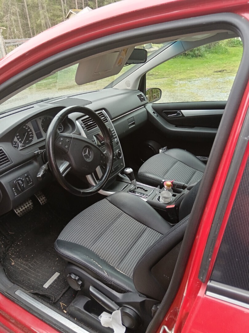 Mercedes-Benz B 2005, kuva 6/10