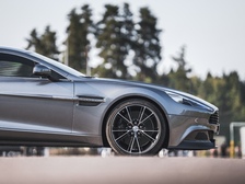 Aston Martin Vanquish