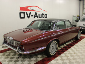 Jaguar XJ12