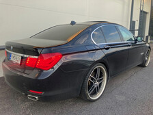 BMW 740