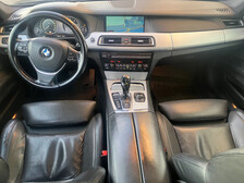 BMW 740