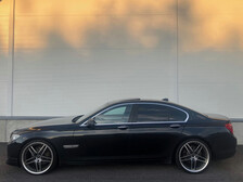 BMW 740