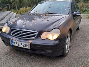 Mercedes-Benz C 220