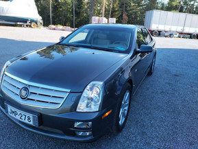Cadillac STS