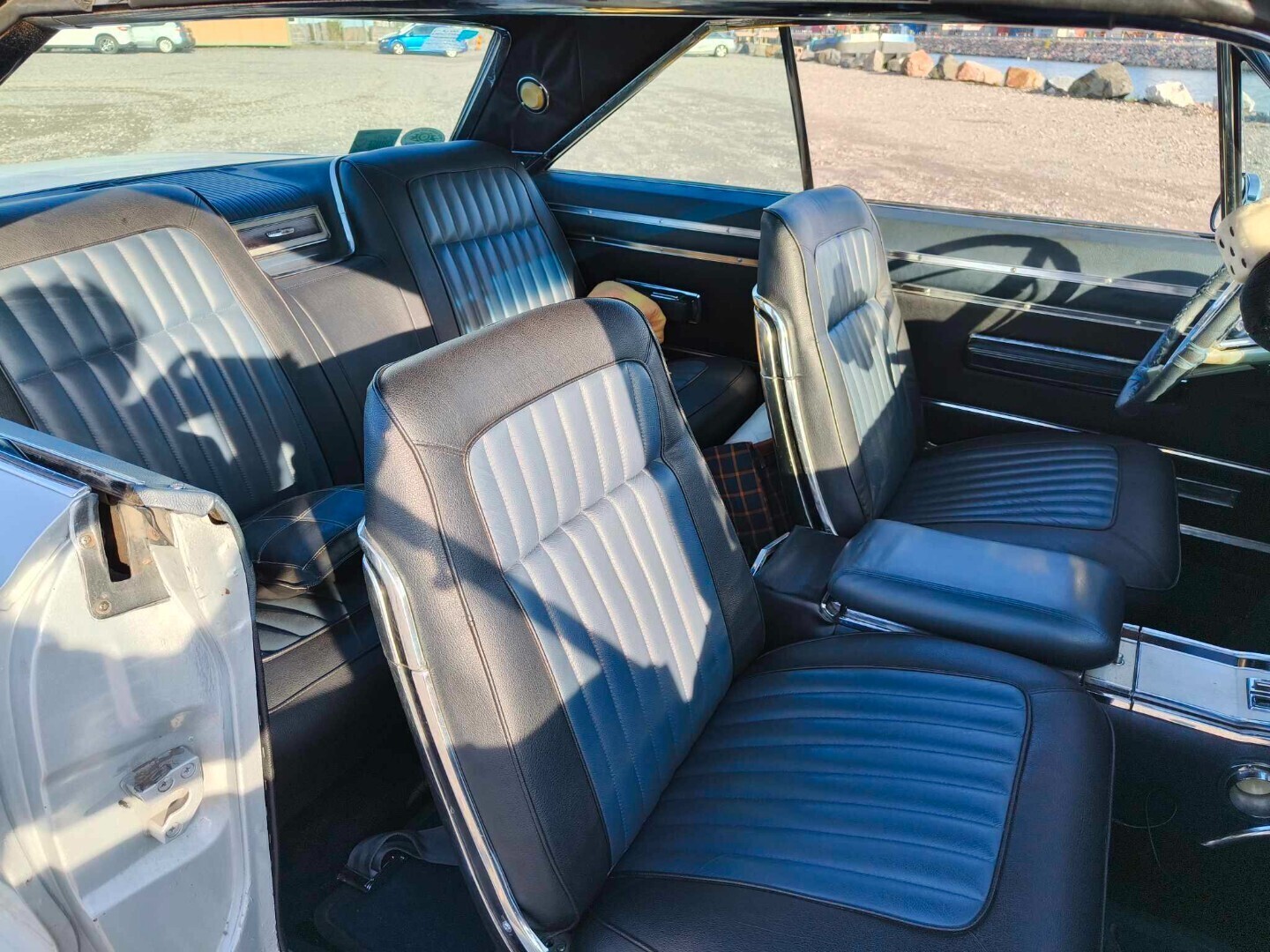 Dodge Monaco Hardtop 6,3 V8 500 2d 1966, kuva 5/8