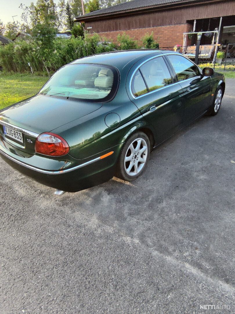 6 / 21