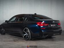 BMW 740