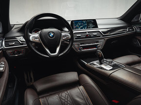 BMW 740