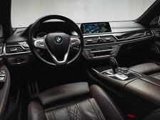 BMW 740