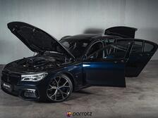 BMW 740