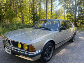 BMW 728