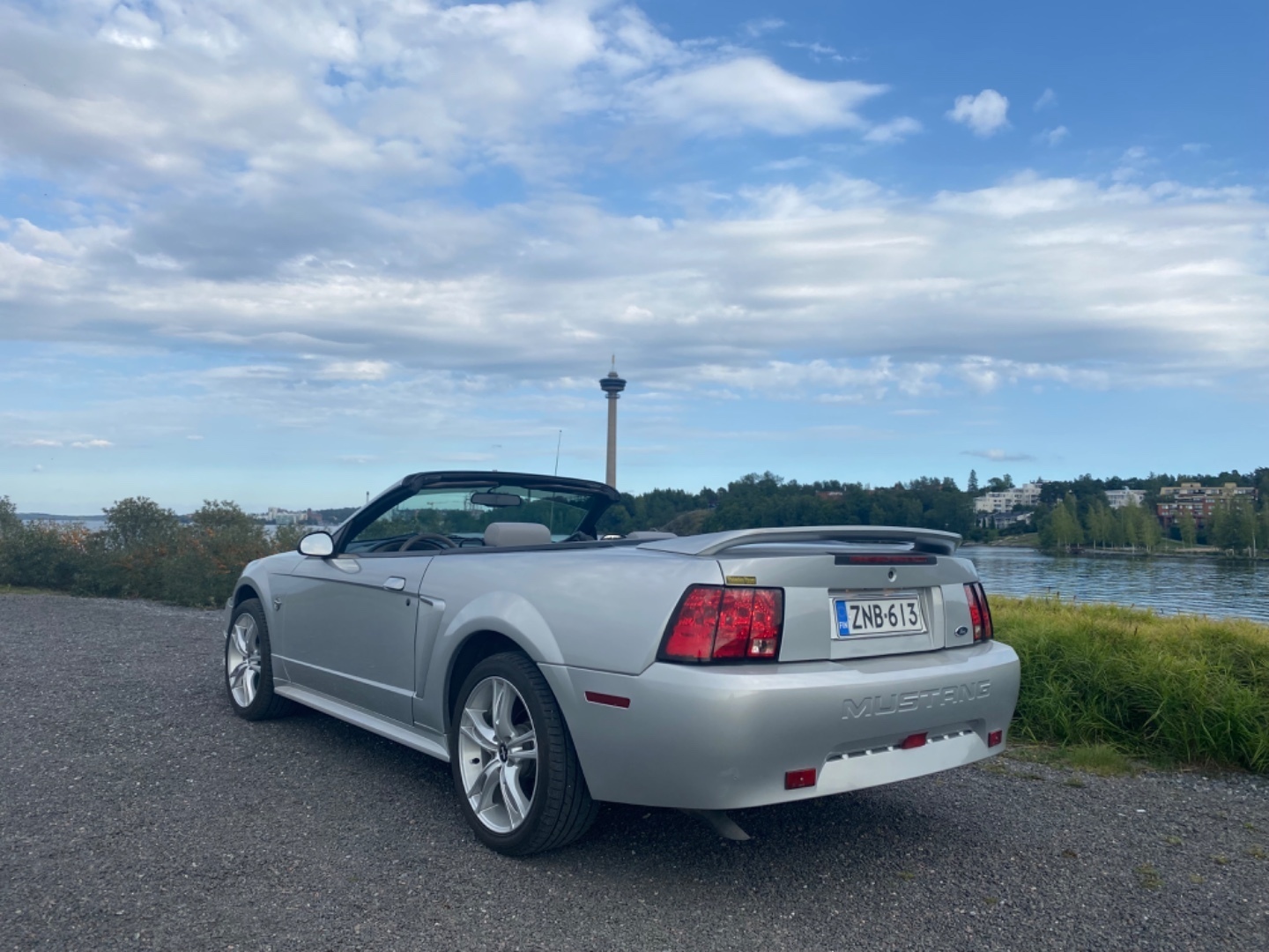 Ford Mustang 1999, photo 2/5