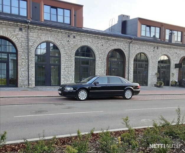 Audi A8