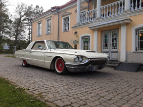 Ford Thunderbird