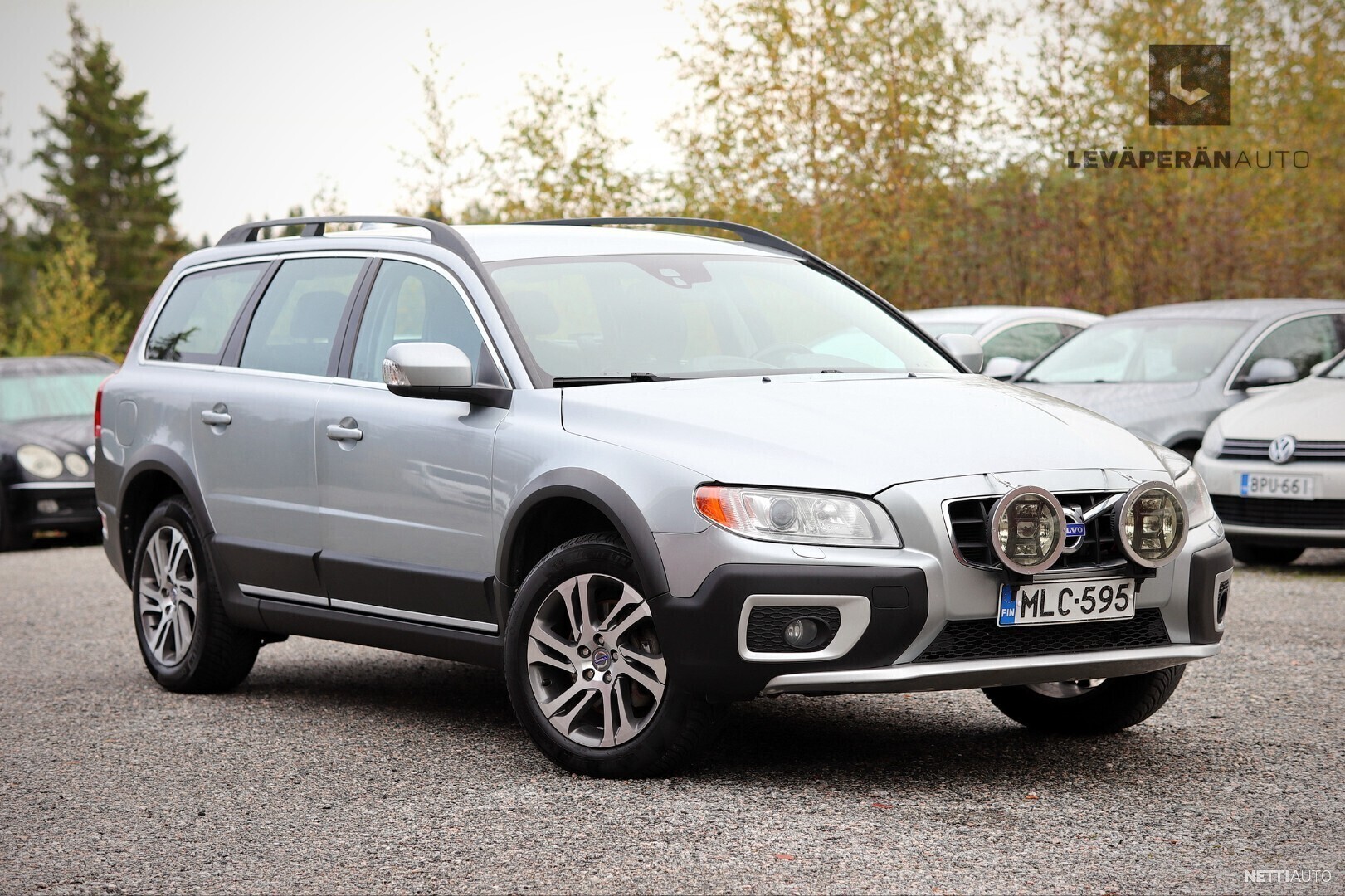 Volvo XC70 D4 AWD Summum Aut. 1.Omistaja / Vetokoukku / Bluetooth