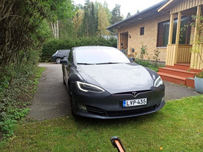 Tesla Model S