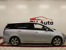 Mitsubishi Grandis