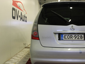Mitsubishi Grandis