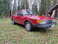 Saab 900