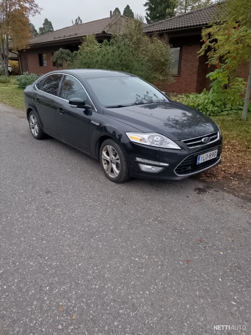 FordMondeo2,0TDCi140hvPowerShiftTrendDesignA65-ovinen