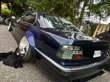 BMW 740