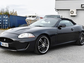 Jaguar XKR