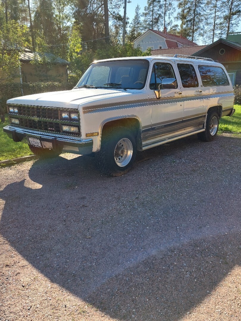 Chevrolet Suburban