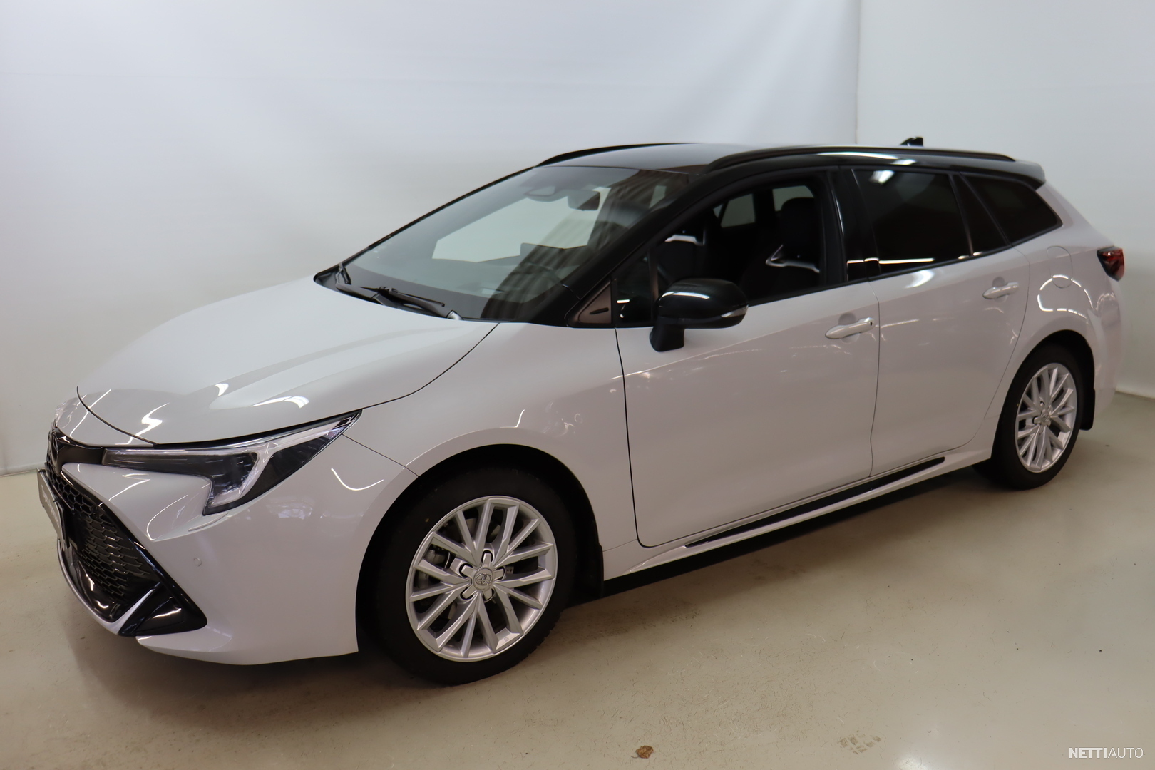 Toyota Corolla Touring Sports 2,0 Hybrid GR Sport Farmari 2023