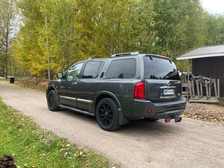 Infiniti QX56
